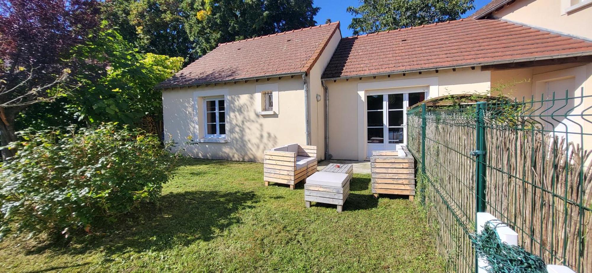 Maison De Plein Pied Avec Jardin Privatif Centre Ville Milly-la-Foret Eksteriør bilde